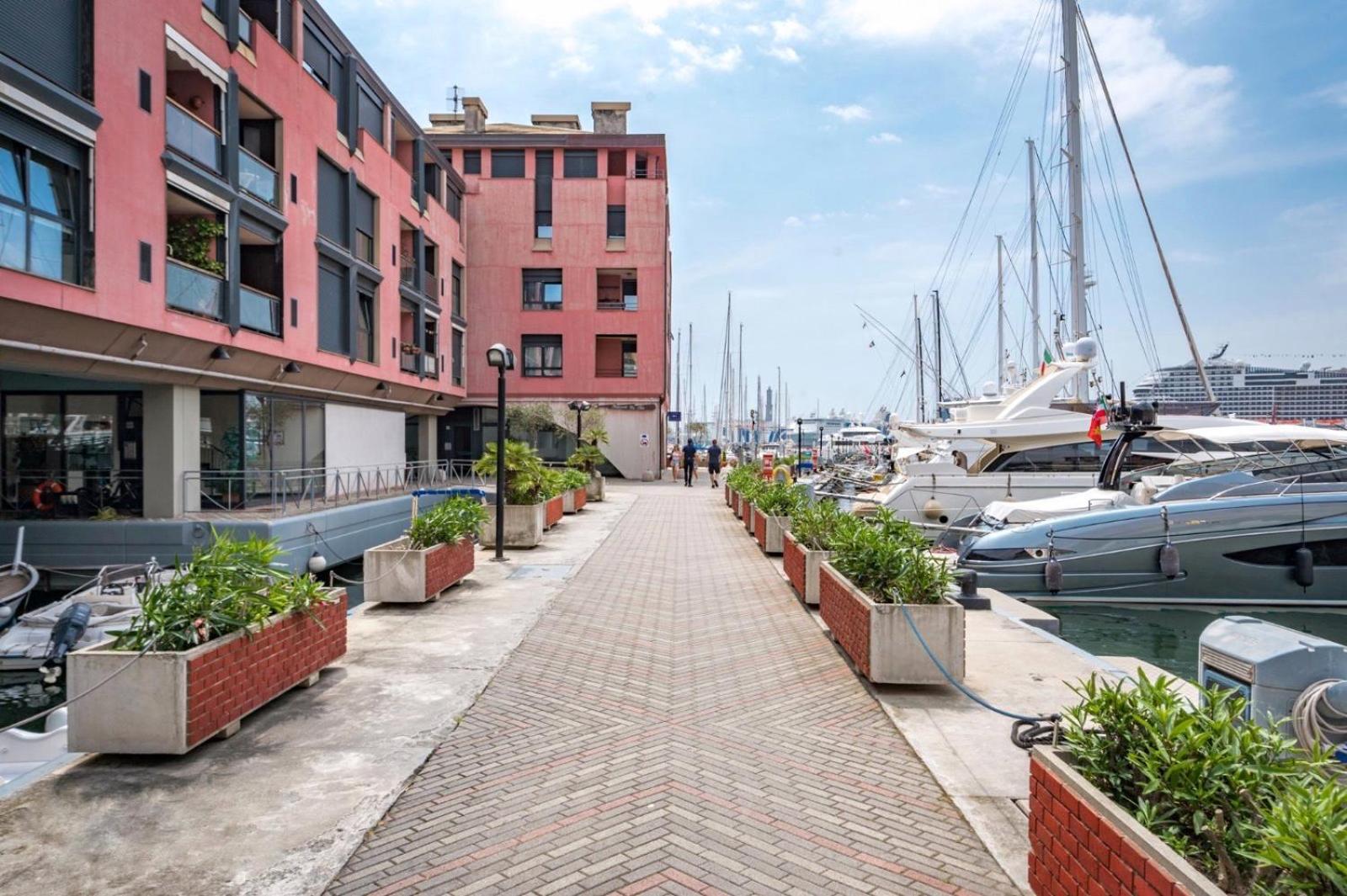 Appartamento Sul Mare Kate Génova Exterior foto